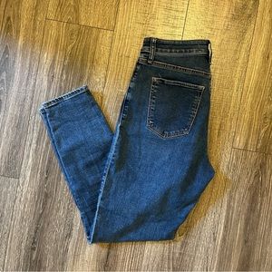 Abercrombie Curve Love Super Skinny Ankle High Rise | 29 Long | Blue Jeans